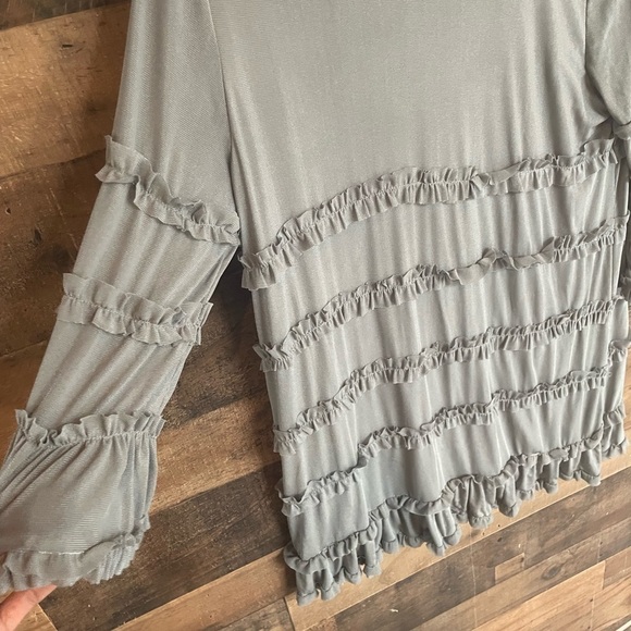 Women’s grey detailed blouse by Camille & Company - Picture 2 of 4